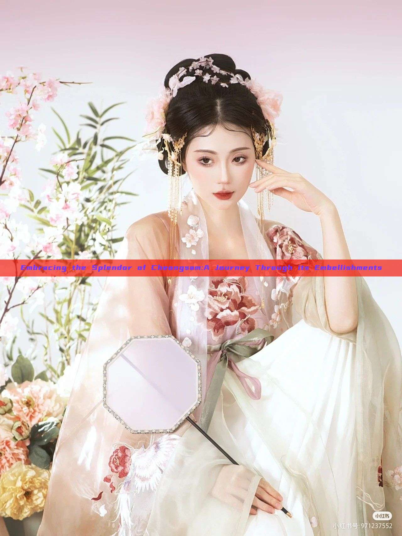 Embracing the Splendor of Cheongsam:A Journey Through its Embellishments Embracing the Splendor of Cheongsam:A Journey Through its Embellishments