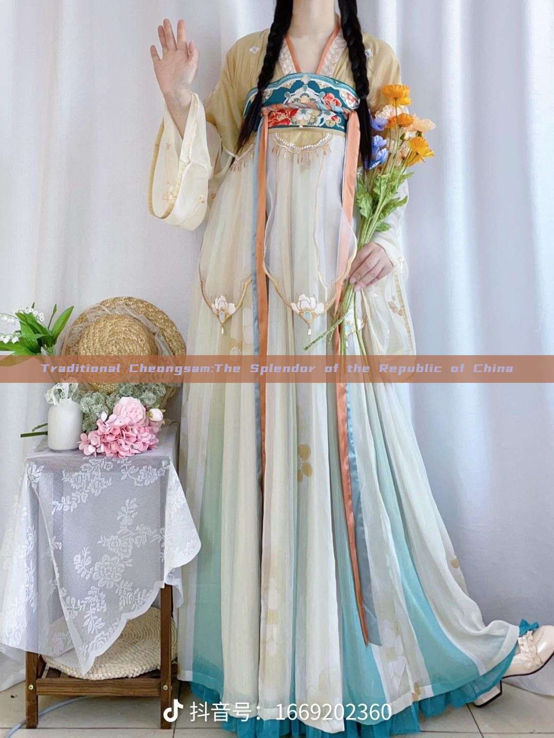 Traditional Cheongsam:The Splendor of the Republic of China Traditional Cheongsam:The Splendor of the Republic of China