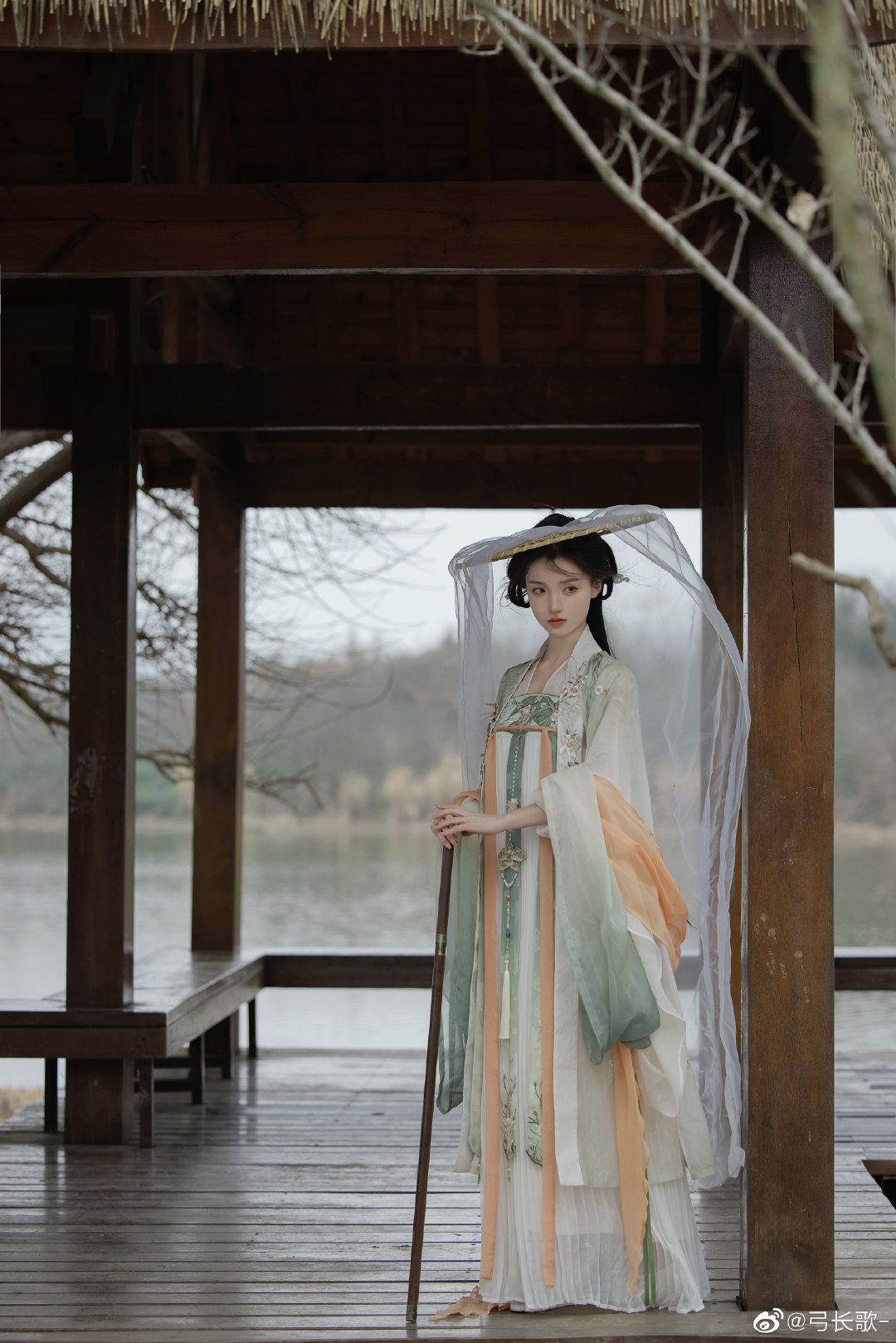 Ancient Hanfu Costumes for Girls:Embracing the Chinese Heritage in Fashion