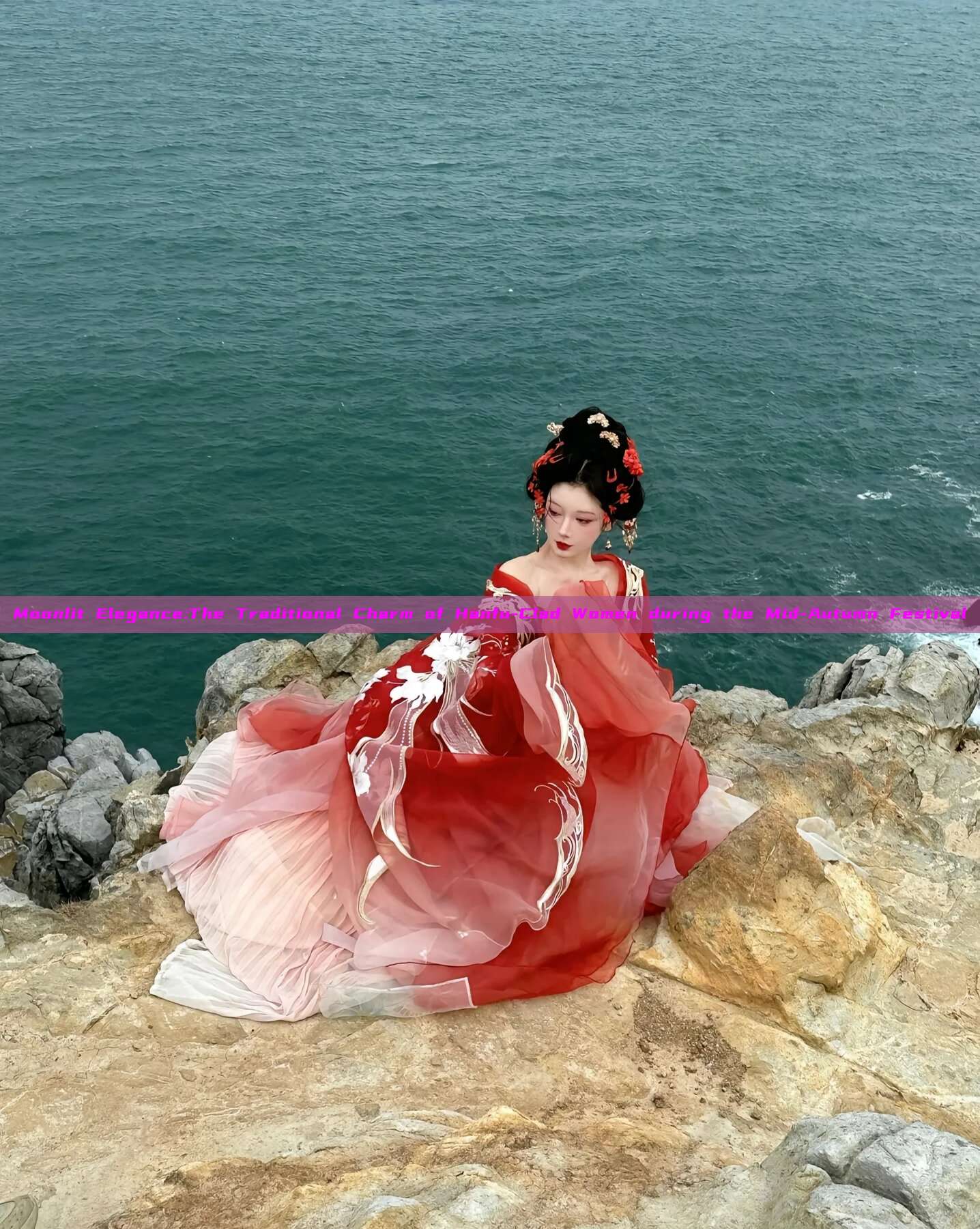 Moonlit Elegance:The Traditional Charm of Hanfu-Clad Women during the Mid-Autumn Festival Moonlit Elegance:The Traditional Charm of Hanfu-Clad Women during the Mid-Autumn Festival