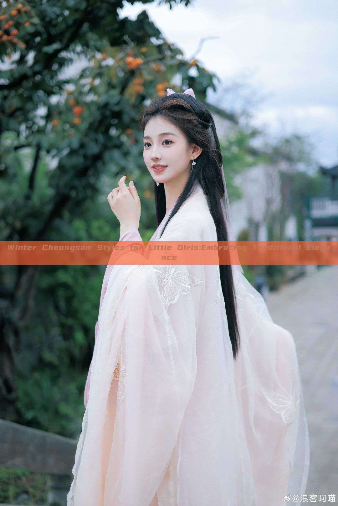 Winter Cheongsam Styles for Little Girls:Embracing Traditional Elegance Winter Cheongsam Styles for Little Girls:Embracing Traditional Elegance