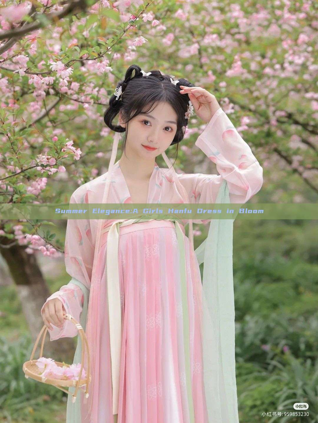 Summer Elegance:A Girls Hanfu Dress in Bloom Summer Elegance:A Girls Hanfu Dress in Bloom