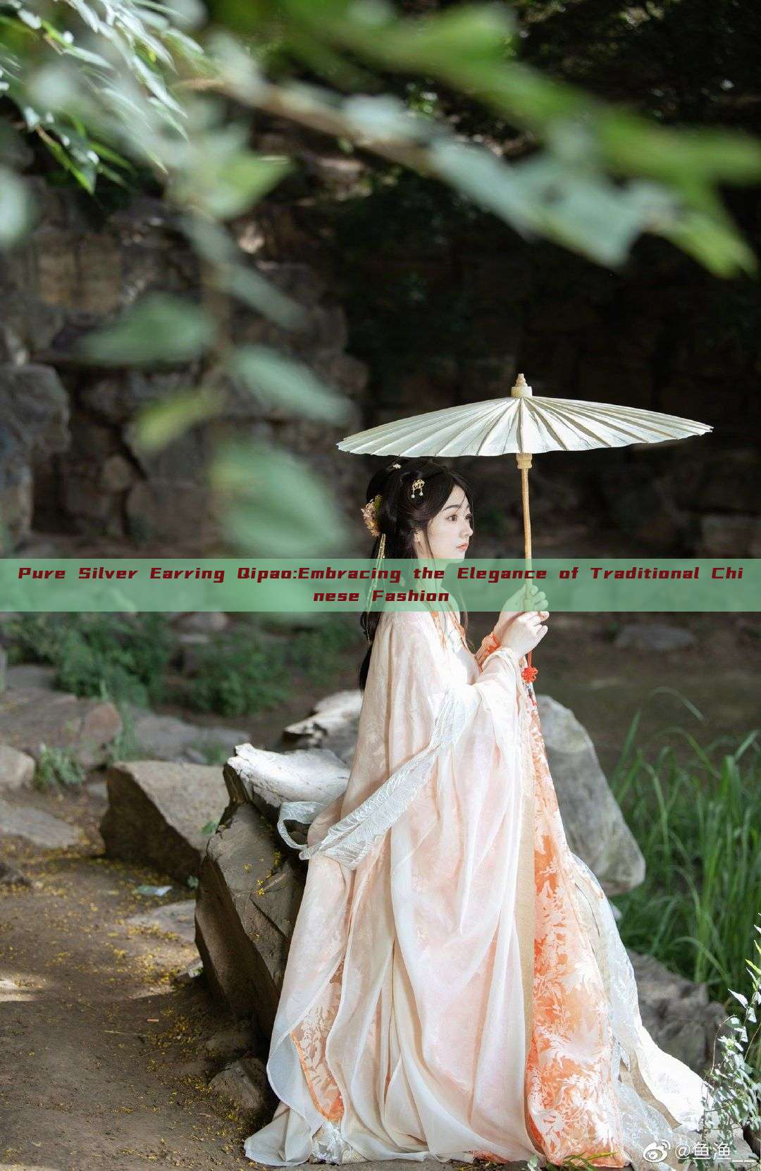 Pure Silver Earring Qipao:Embracing the Elegance of Traditional Chinese Fashion Pure Silver Earring Qipao:Embracing the Elegance of Traditional Chinese Fashion