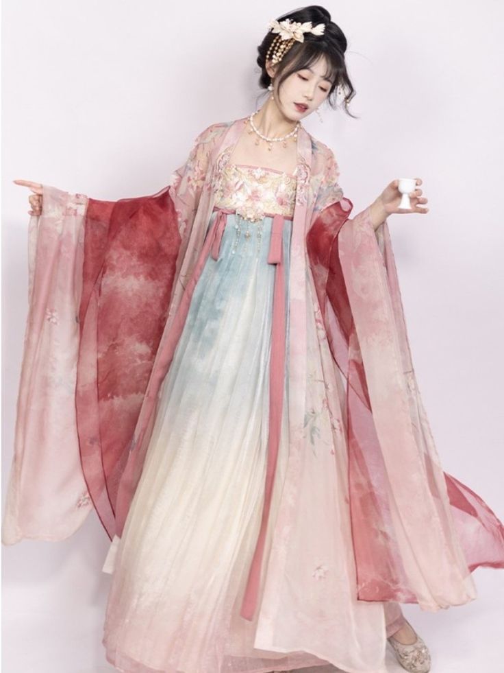 Short Cheongsam Skirts for Short Girls:A Fashionable Fit