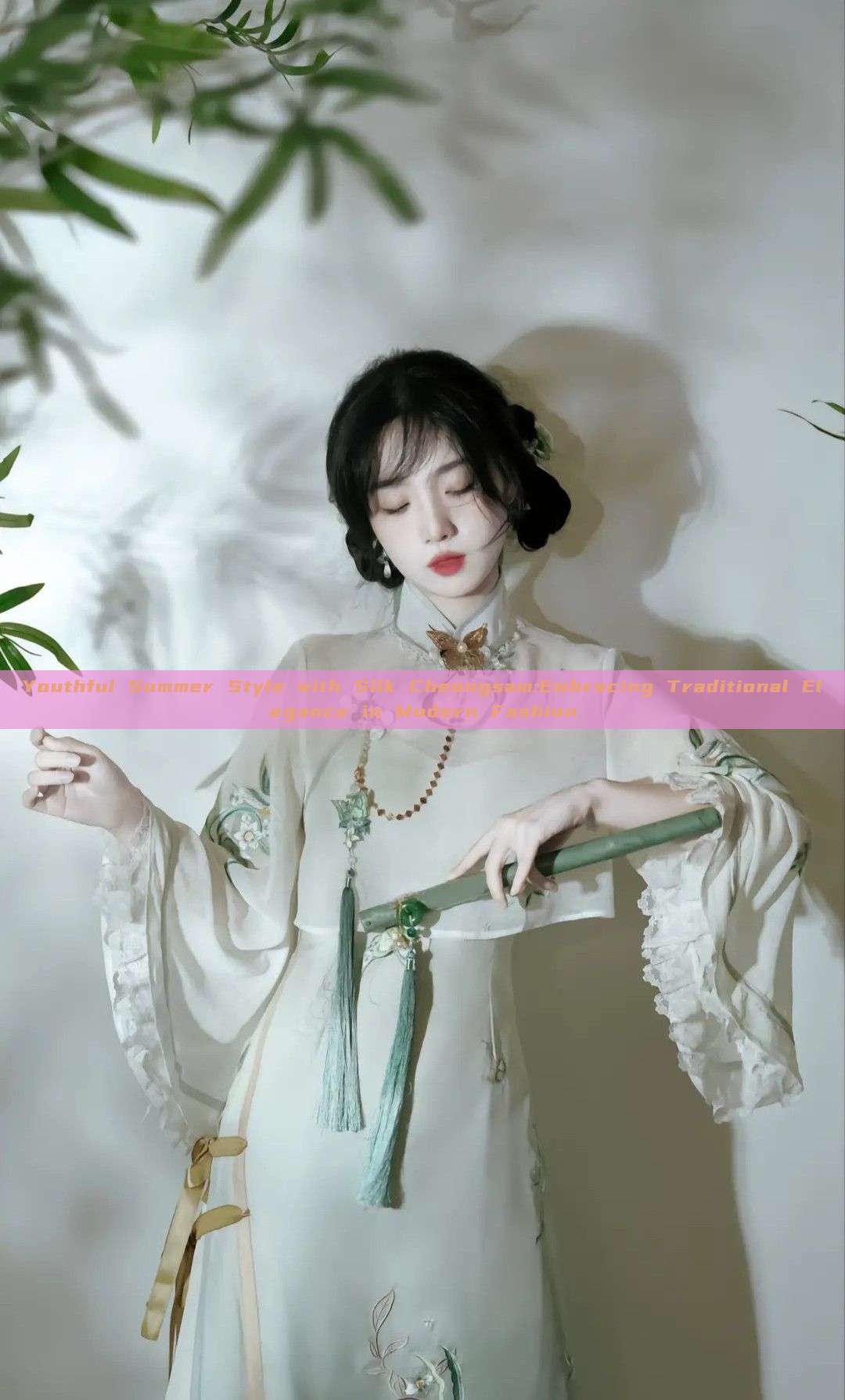 Youthful Summer Style with Silk Cheongsam:Embracing Traditional Elegance in Modern Fashion Youthful Summer Style with Silk Cheongsam:Embracing Traditional Elegance in Modern Fashion