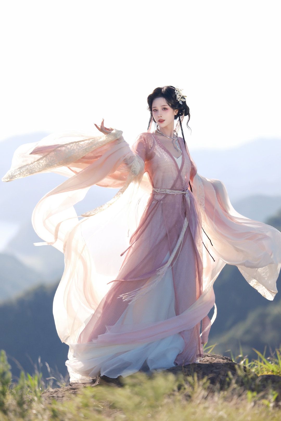 The Mermaids of Hanfu:Zodiac Signs in the Realm of the Twelve Constellations