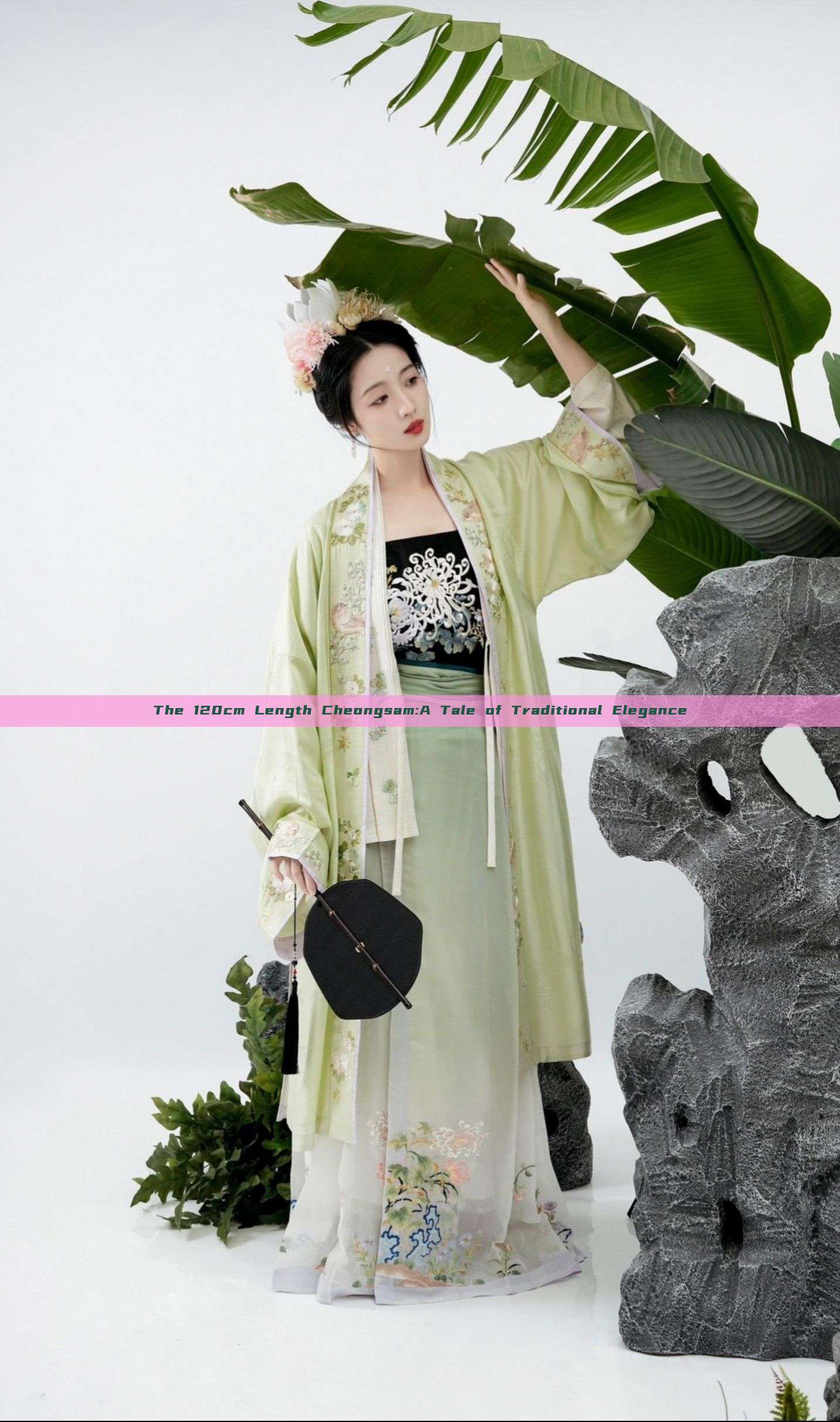 The 120cm Length Cheongsam:A Tale of Traditional Elegance The 120cm Length Cheongsam:A Tale of Traditional Elegance