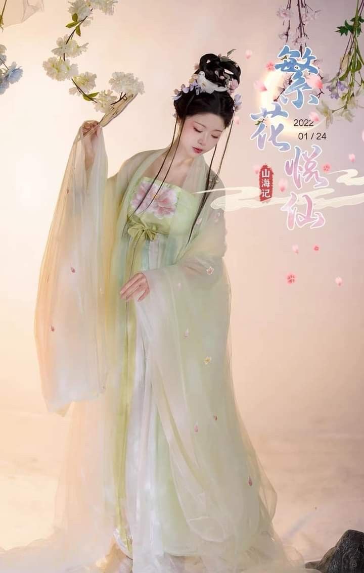 Large-Size Hanfu Qixiong Fashion:Embracing the Traditional Beauty in All Sizes