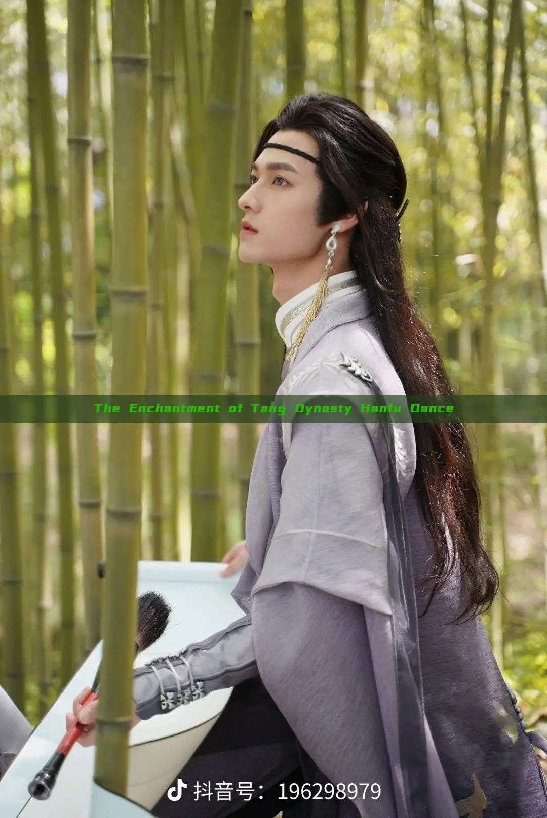 The Enchantment of Tang Dynasty Hanfu Dance The Enchantment of Tang Dynasty Hanfu Dance