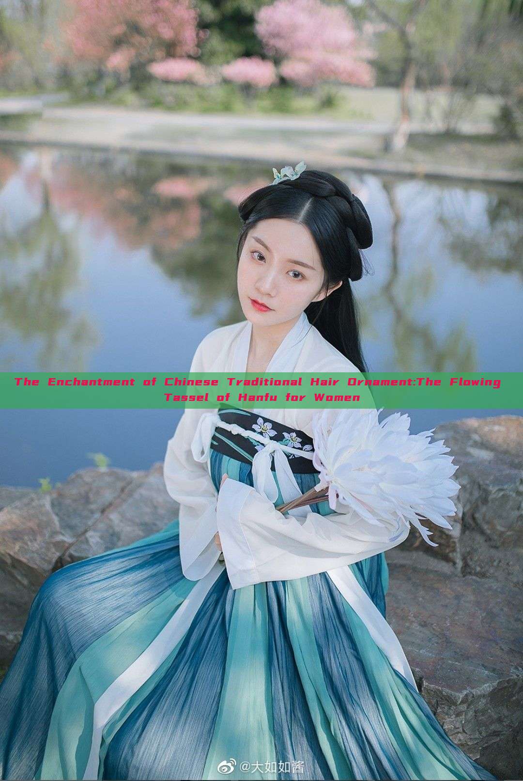 The Enchantment of Chinese Traditional Hair Ornament:The Flowing Tassel of Hanfu for Women The Enchantment of Chinese Traditional Hair Ornament:The Flowing Tassel of Hanfu for Women