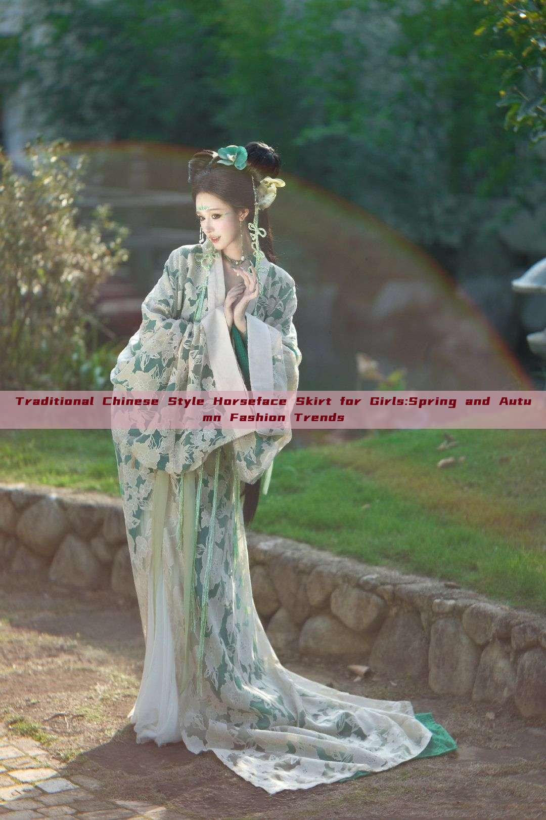 Traditional Chinese Style Horseface Skirt for Girls:Spring and Autumn Fashion Trends Traditional Chinese Style Horseface Skirt for Girls:Spring and Autumn Fashion Trends