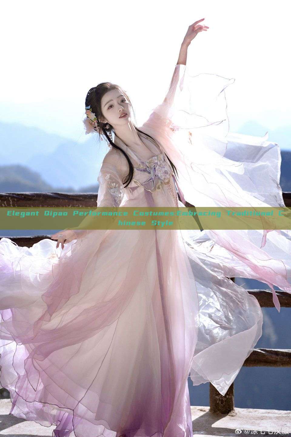 Elegant Qipao Performance Costumes:Embracing Traditional Chinese Style