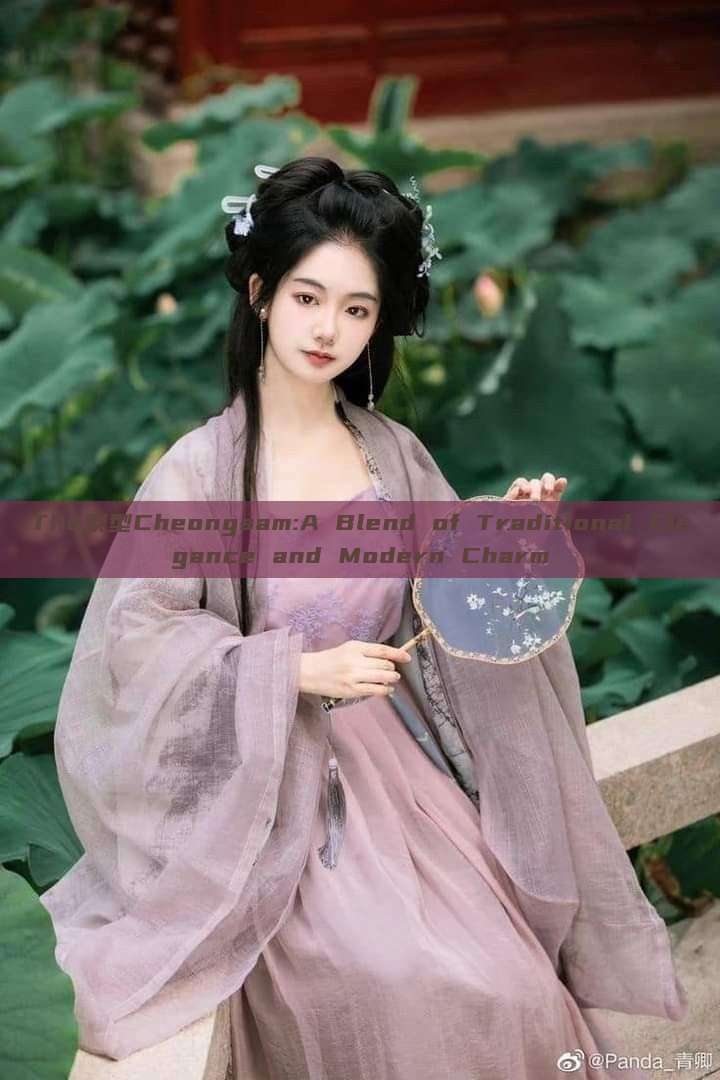 The梨型Cheongsam:A Blend of Traditional Elegance and Modern Charm The梨型Cheongsam:A Blend of Traditional Elegance and Modern Charm