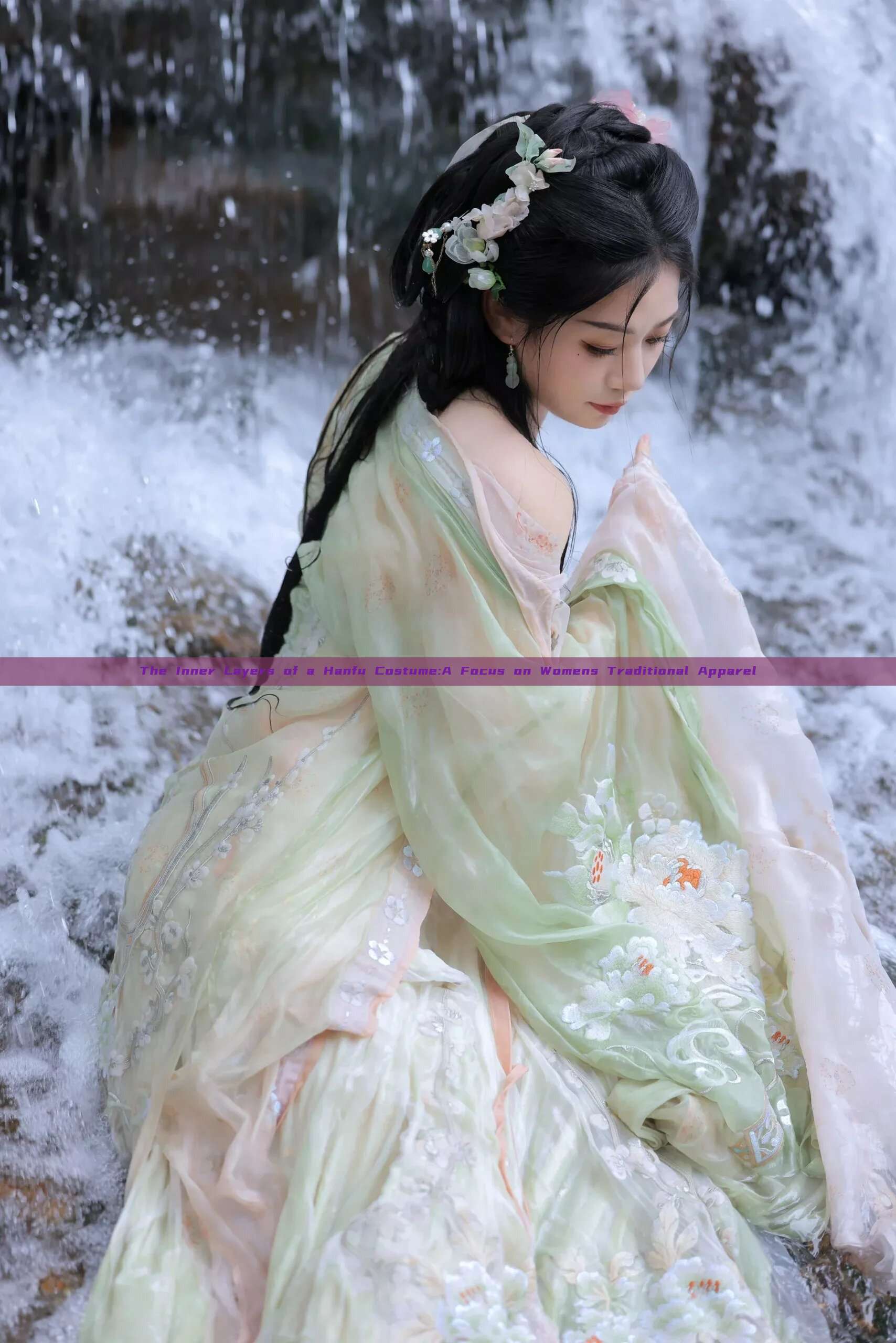 The Inner Layers of a Hanfu Costume:A Focus on Womens Traditional Apparel The Inner Layers of a Hanfu Costume:A Focus on Womens Traditional Apparel