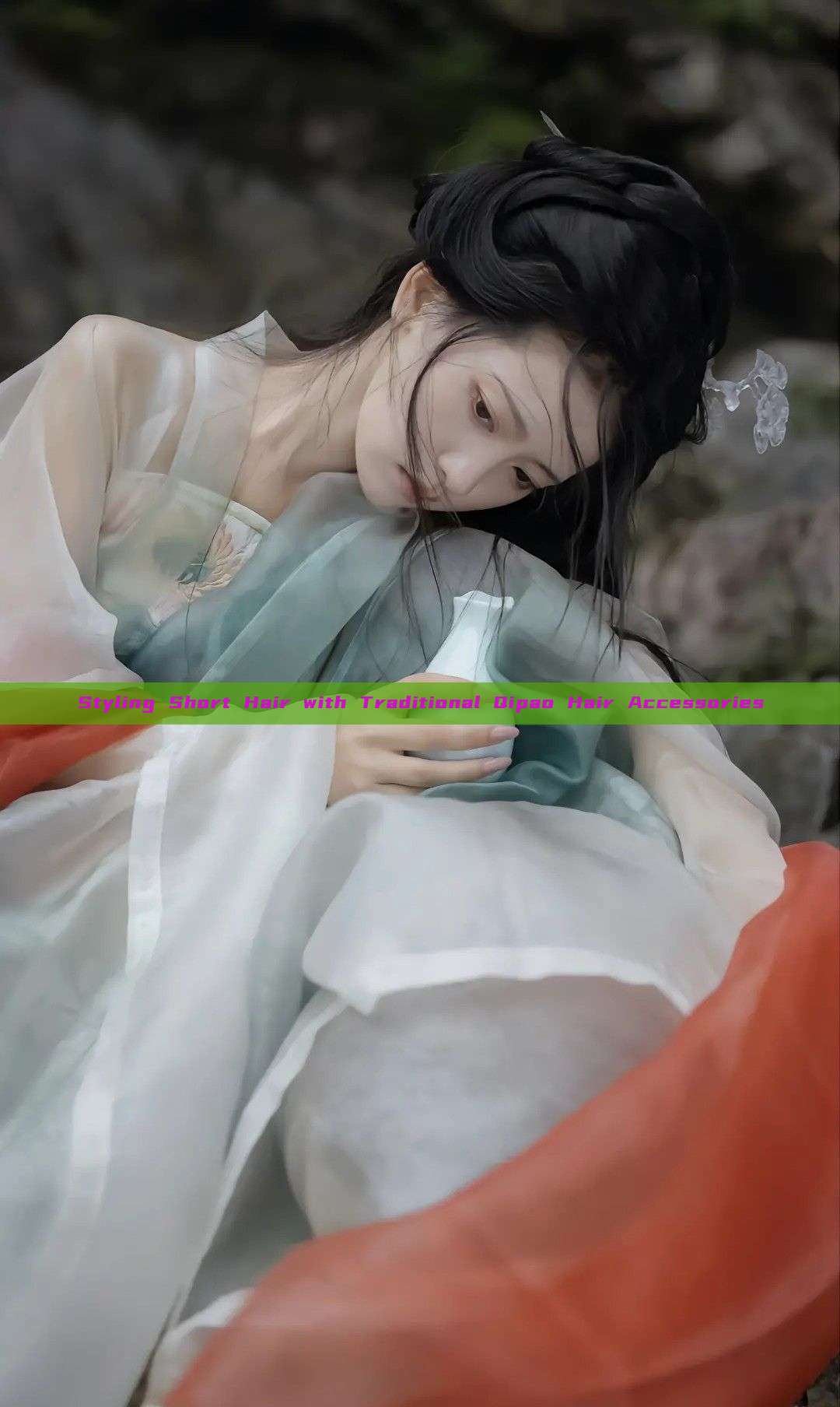 Styling Short Hair with Traditional Qipao Hair Accessories Styling Short Hair with Traditional Qipao Hair Accessories
