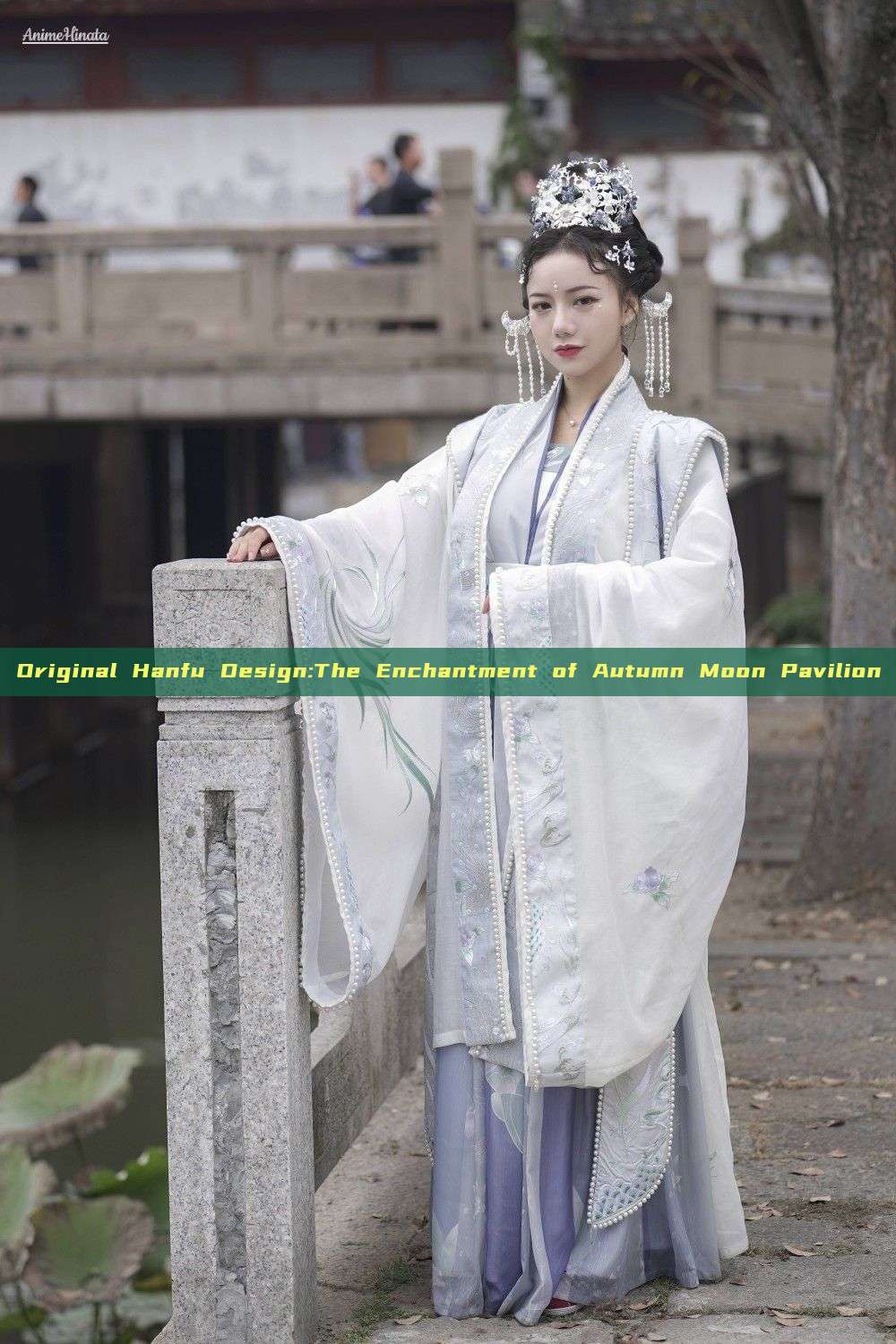 Original Hanfu Design:The Enchantment of Autumn Moon Pavilion