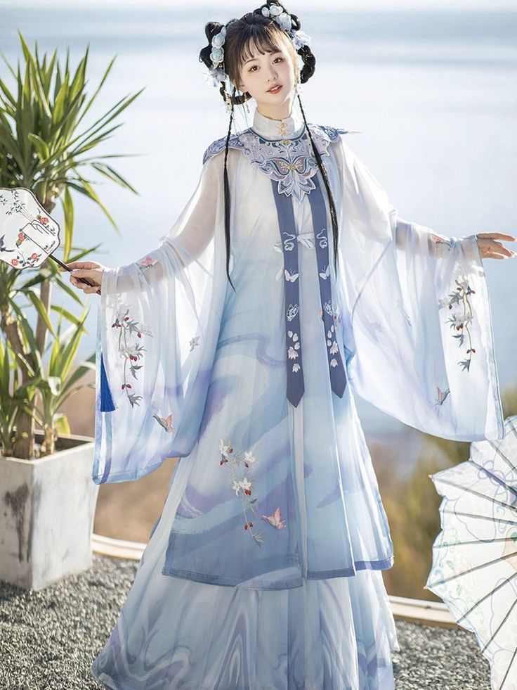 Slimming Elegance of Purple Cheongsam:Unveiling the Magic of东方传统服饰 Slimming Elegance of Purple Cheongsam:Unveiling the Magic of东方传统服饰