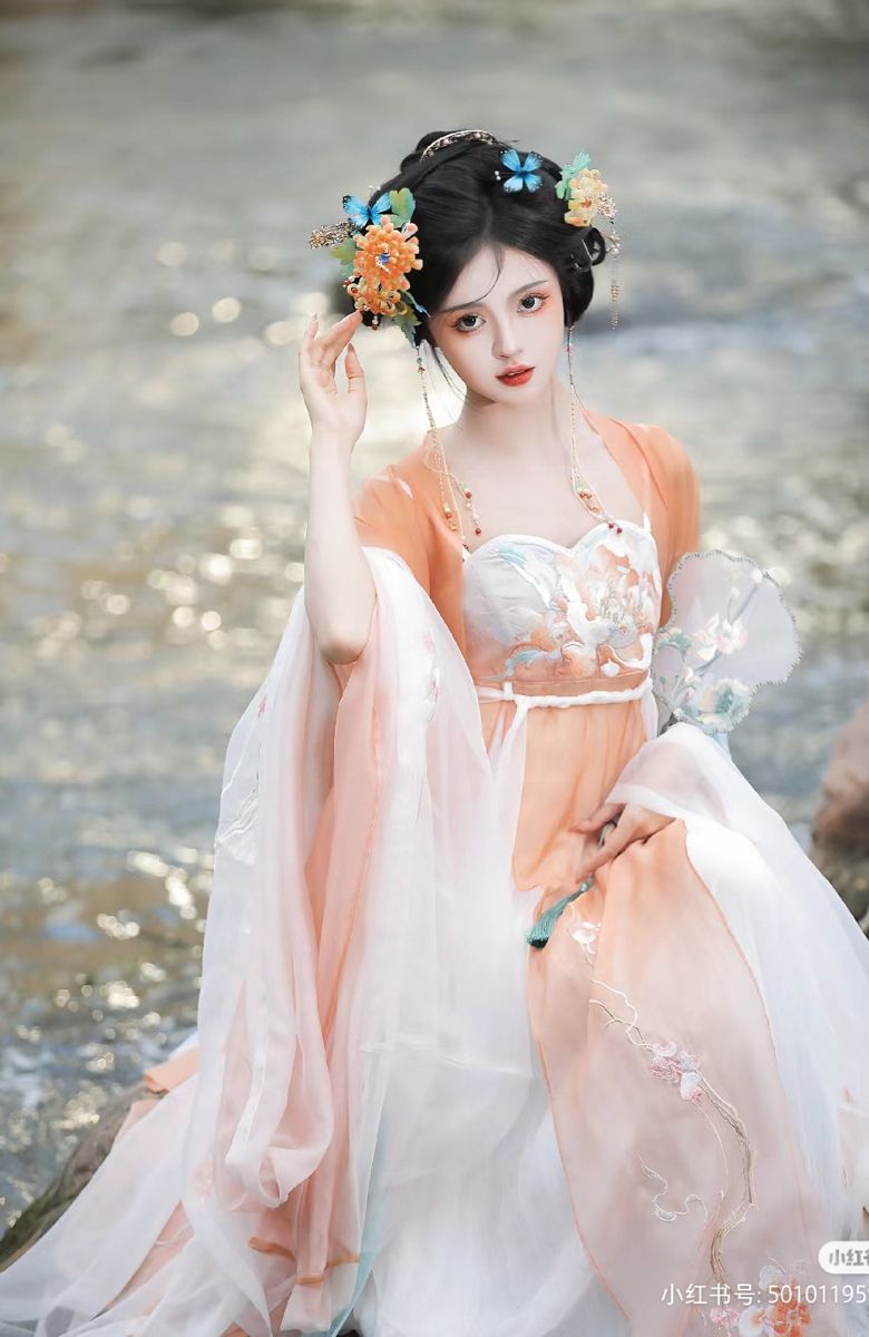 Hanfu Clothing Care:Understanding the Importance of Quality Cleaning Agents Hanfu Clothing Care:Understanding the Importance of Quality Cleaning Agents