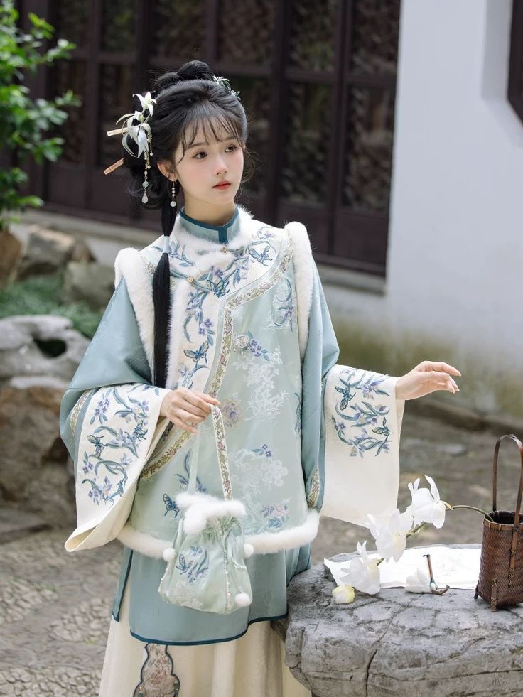 Plus Size Cheongsam Skirt:The Allure of Mid-Length Elegance Plus Size Cheongsam Skirt:The Allure of Mid-Length Elegance