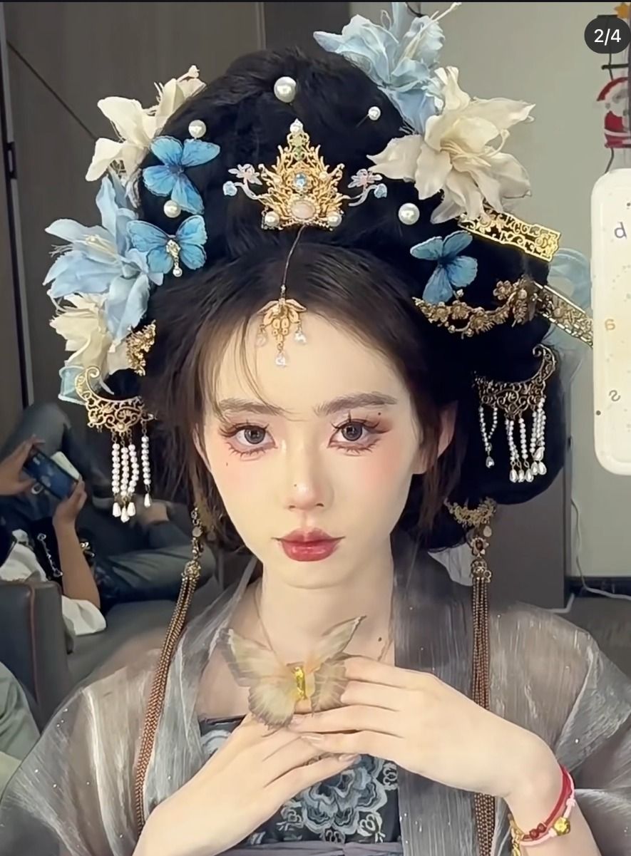 The Enchantment of Traditional Chinese童装汉服 for Girls