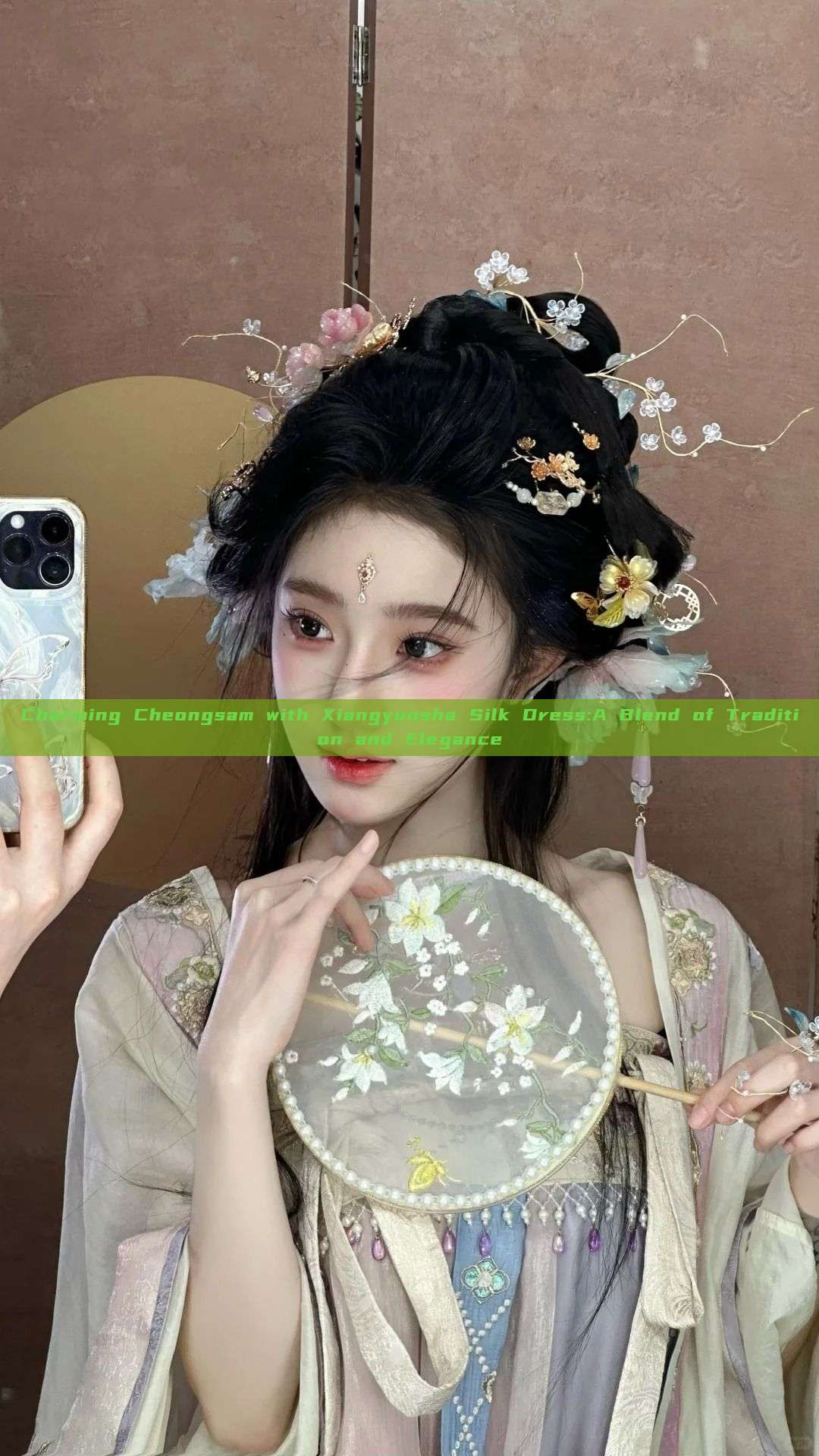 Charming Cheongsam with Xiangyunsha Silk Dress:A Blend of Tradition and Elegance Charming Cheongsam with Xiangyunsha Silk Dress:A Blend of Tradition and Elegance