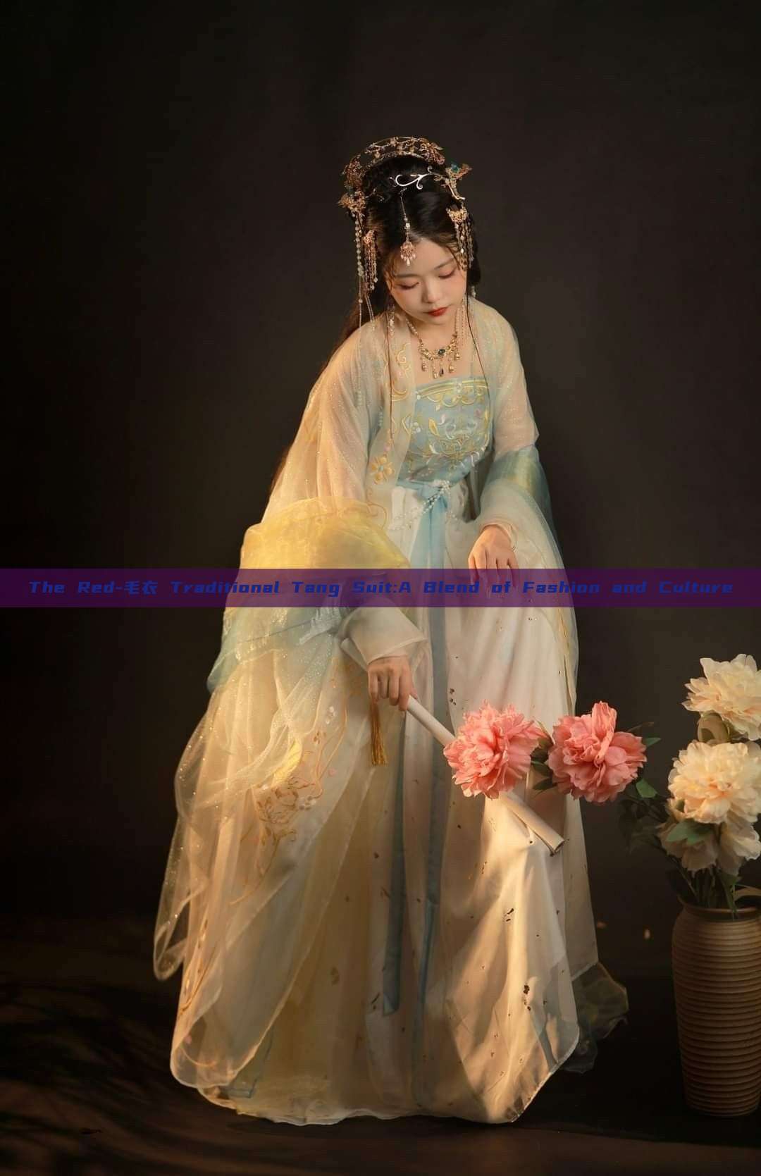 The Red-毛衣 Traditional Tang Suit:A Blend of Fashion and Culture The Red-毛衣 Traditional Tang Suit:A Blend of Fashion and Culture