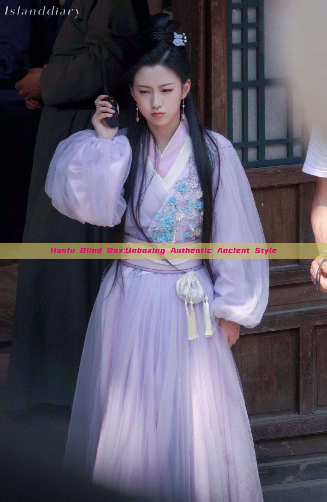 Hanfu Blind Box:Unboxing Authentic Ancient Style