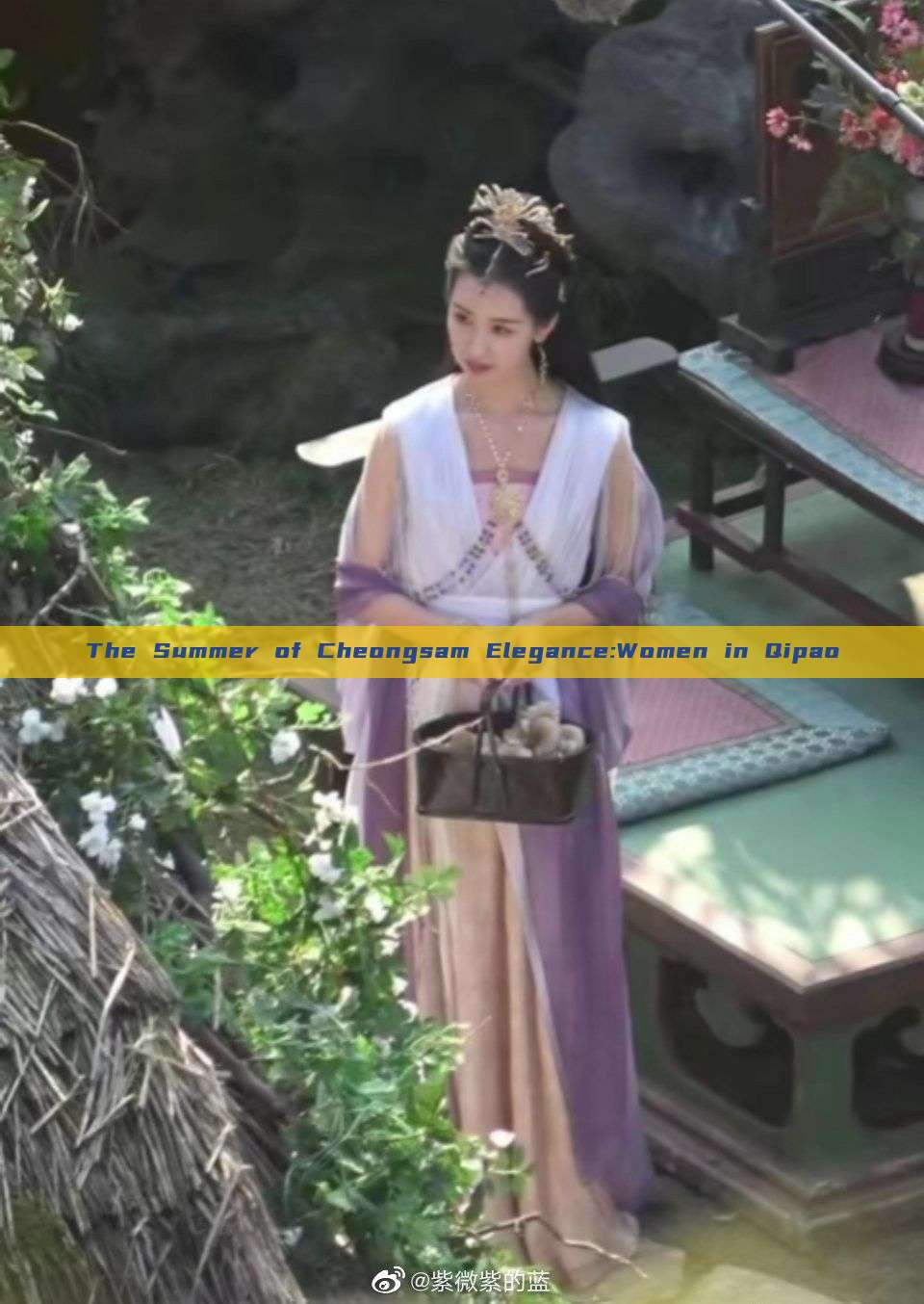The Summer of Cheongsam Elegance:Women in Qipao The Summer of Cheongsam Elegance:Women in Qipao