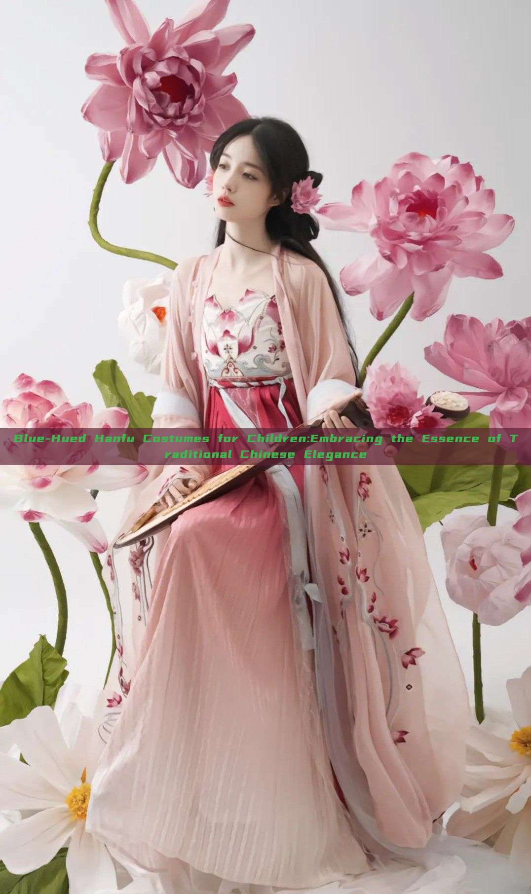 Blue-Hued Hanfu Costumes for Children:Embracing the Essence of Traditional Chinese Elegance Blue-Hued Hanfu Costumes for Children:Embracing the Essence of Traditional Chinese Elegance