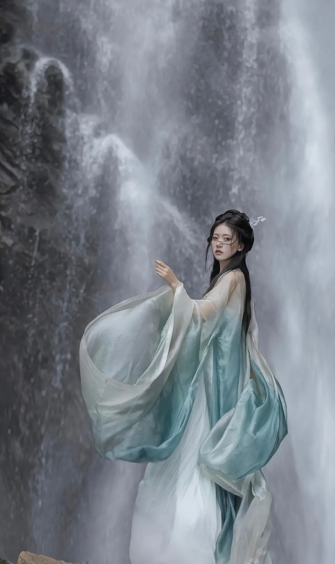 Summer Hanfu Fashion for Middle School Students:Embracing Traditional Elegance