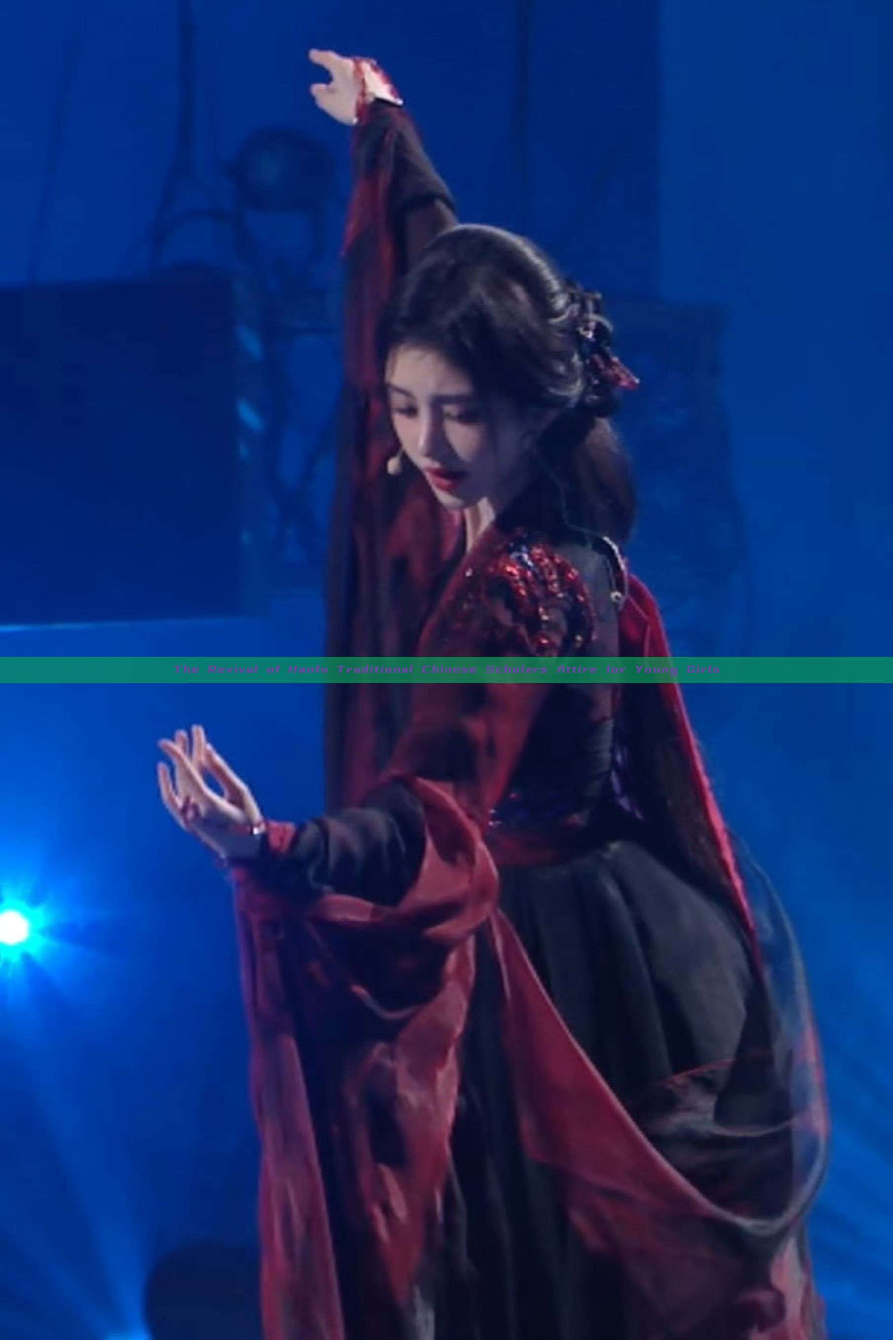 The Revival of Hanfu Traditional Chinese Scholars Attire for Young Girls