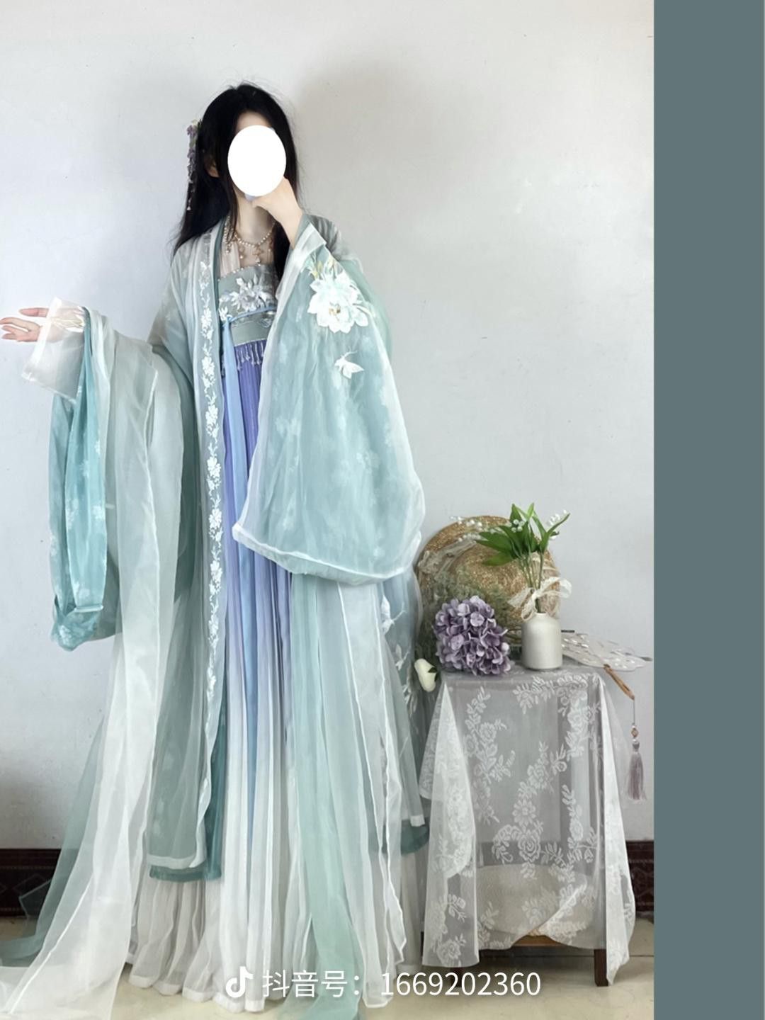 Yao and Hanfu Fashion Accessories:A Blend of Traditional Elegance and Modern Charm Yao and Hanfu Fashion Accessories:A Blend of Traditional Elegance and Modern Charm
