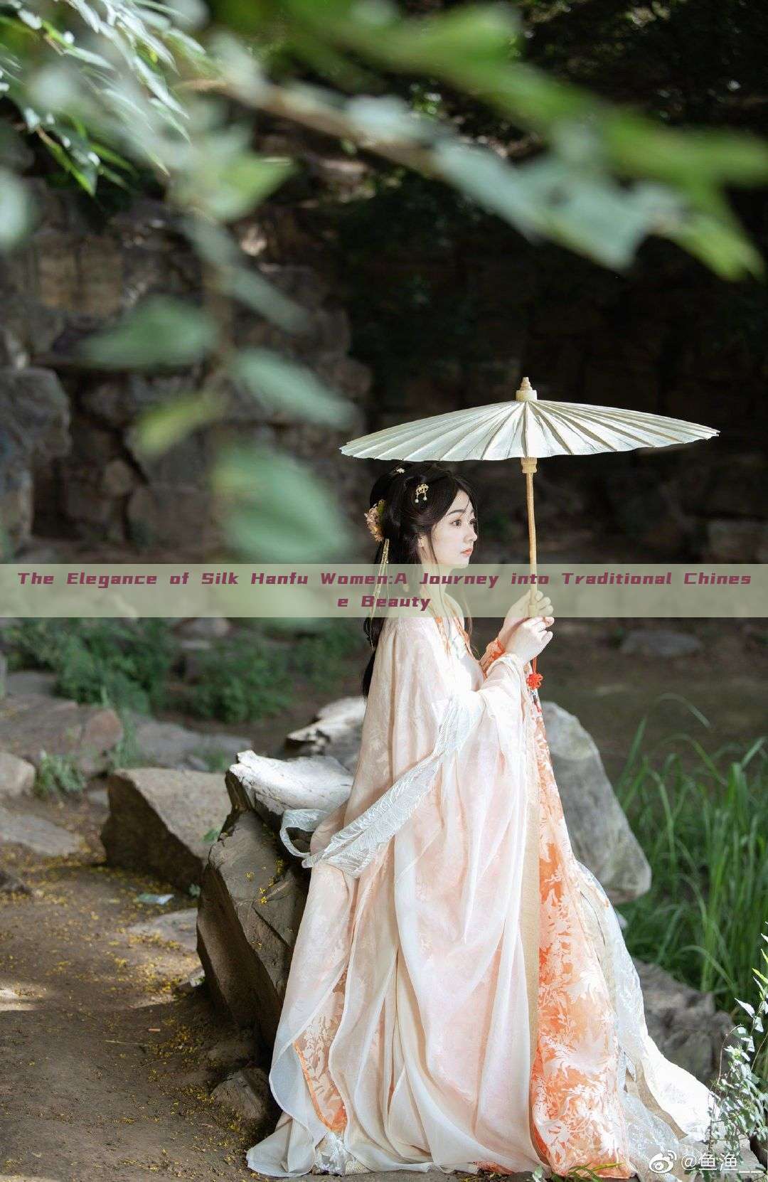 The Elegance of Silk Hanfu Women:A Journey into Traditional Chinese Beauty