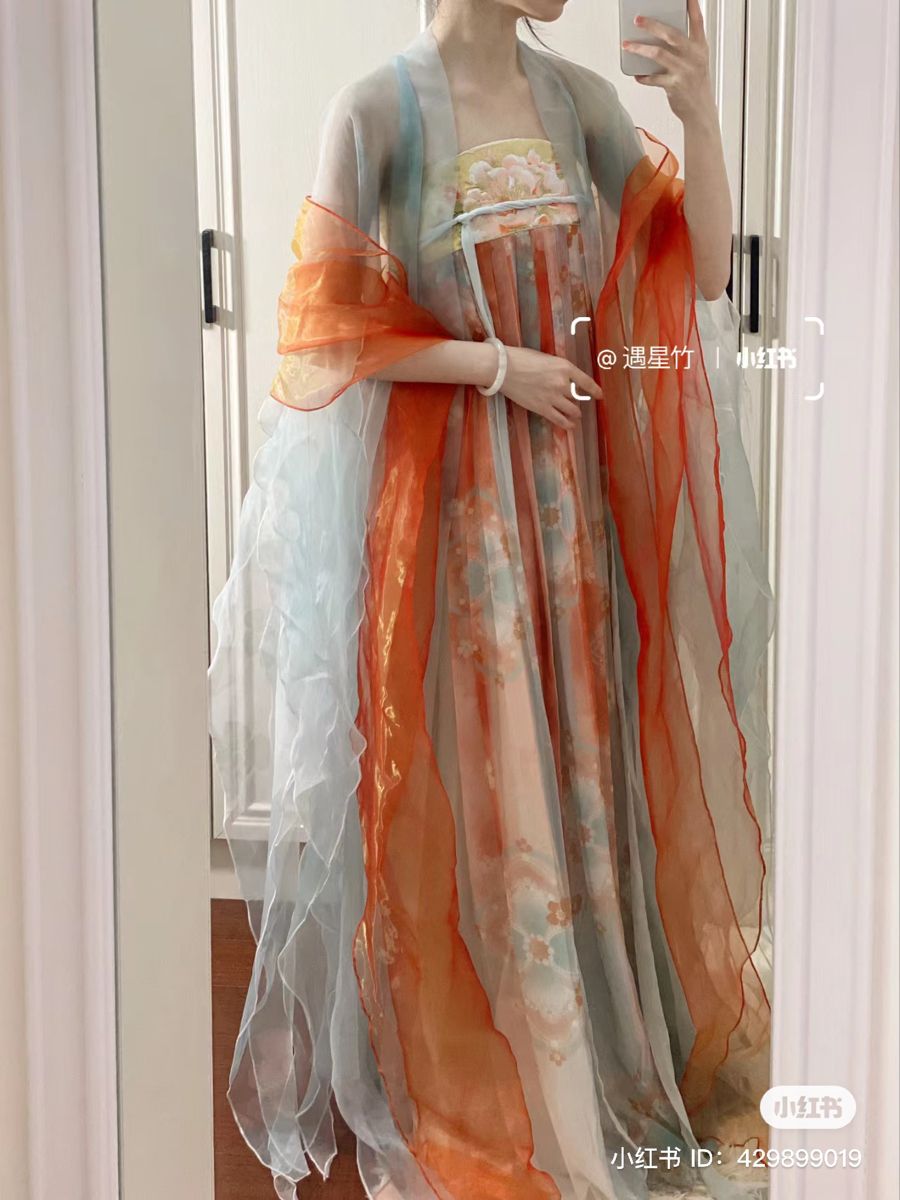 Autumn Fashion for Little Girls in Ming-Style Hanfu Traditional Chinese Clothing Autumn Fashion for Little Girls in Ming-Style Hanfu Traditional Chinese Clothing