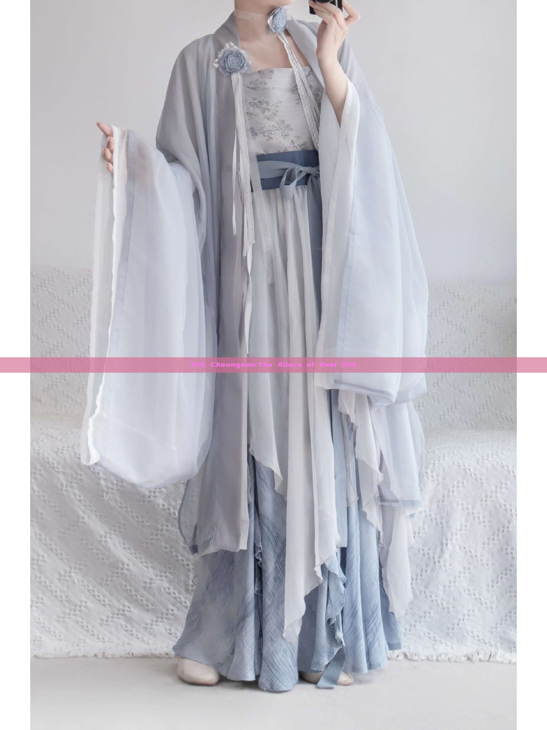 Silk Cheongsam:The Allure of Real Silk