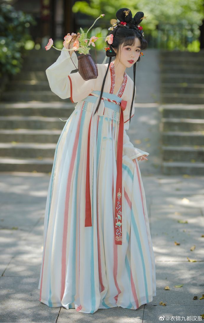 Everyday Fashion with Qipao-Inspired Dress
