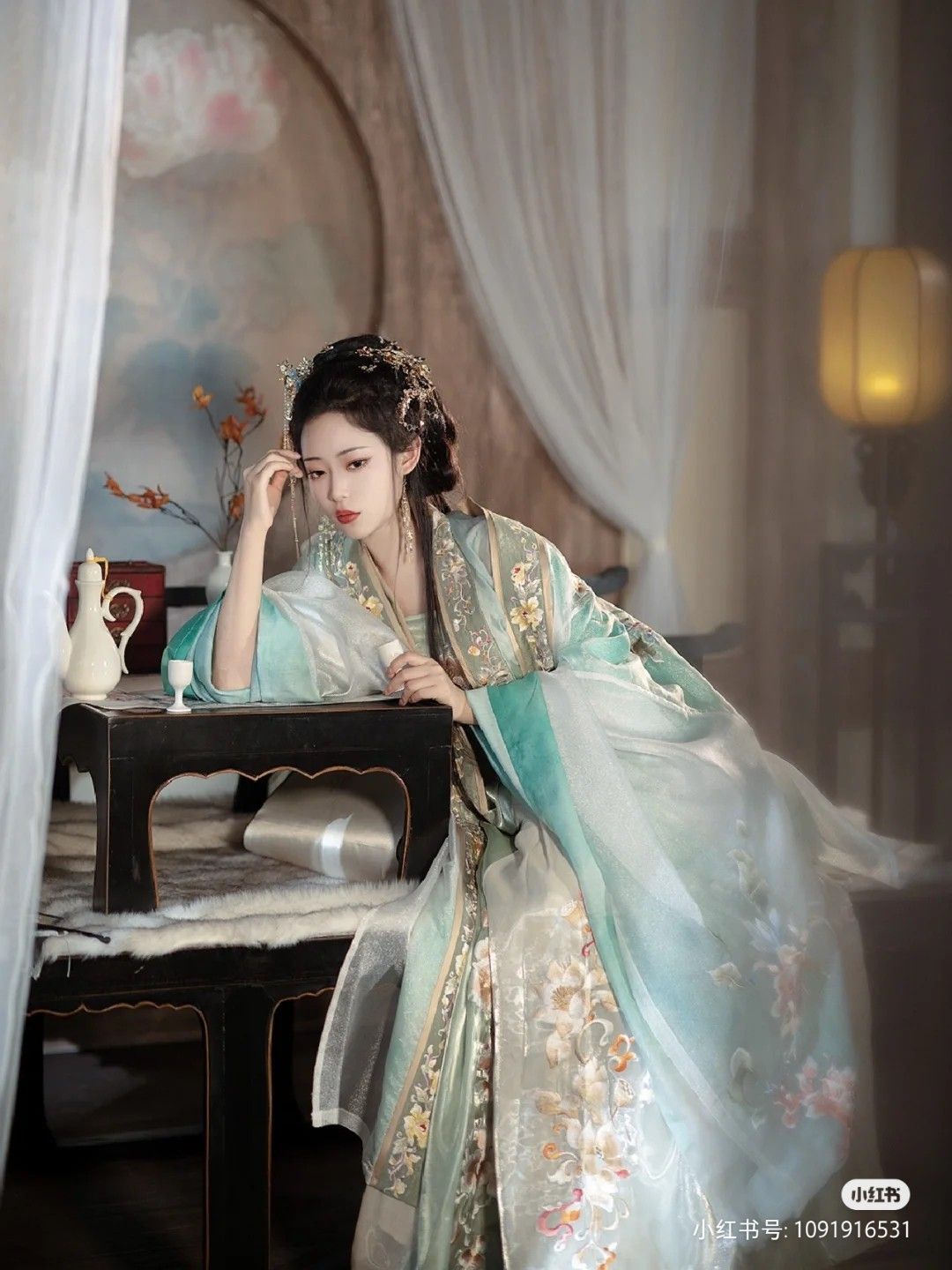 Elegant Plus-Size Qipao:The New Trend of Fashionable and Upscale Youth Fashion for Curvier Girls Elegant Plus-Size Qipao:The New Trend of Fashionable and Upscale Youth Fashion for Curvier Girls