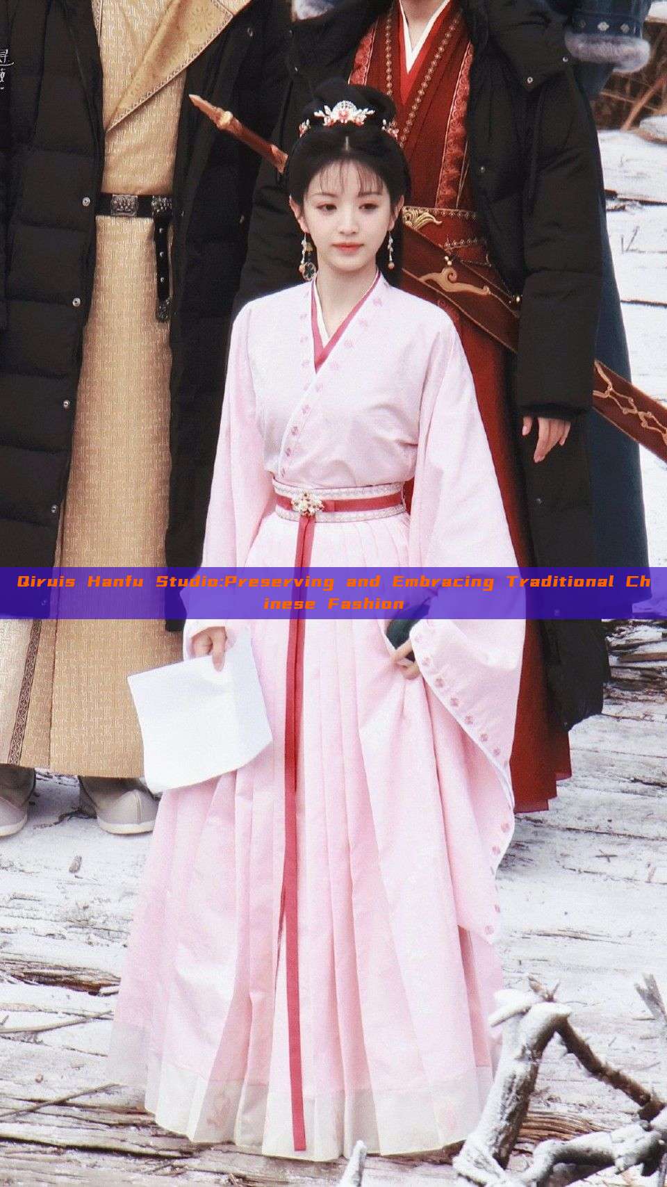 Qiruis Hanfu Studio:Preserving and Embracing Traditional Chinese Fashion