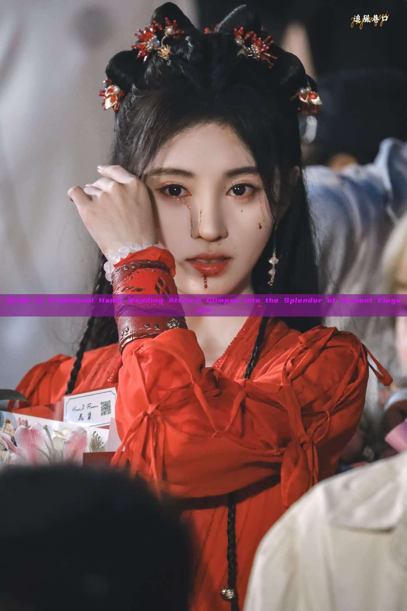 Bride in Traditional Hanfu Wedding Attire:A Glimpse into the Splendor of Ancient Elegance Bride in Traditional Hanfu Wedding Attire:A Glimpse into the Splendor of Ancient Elegance