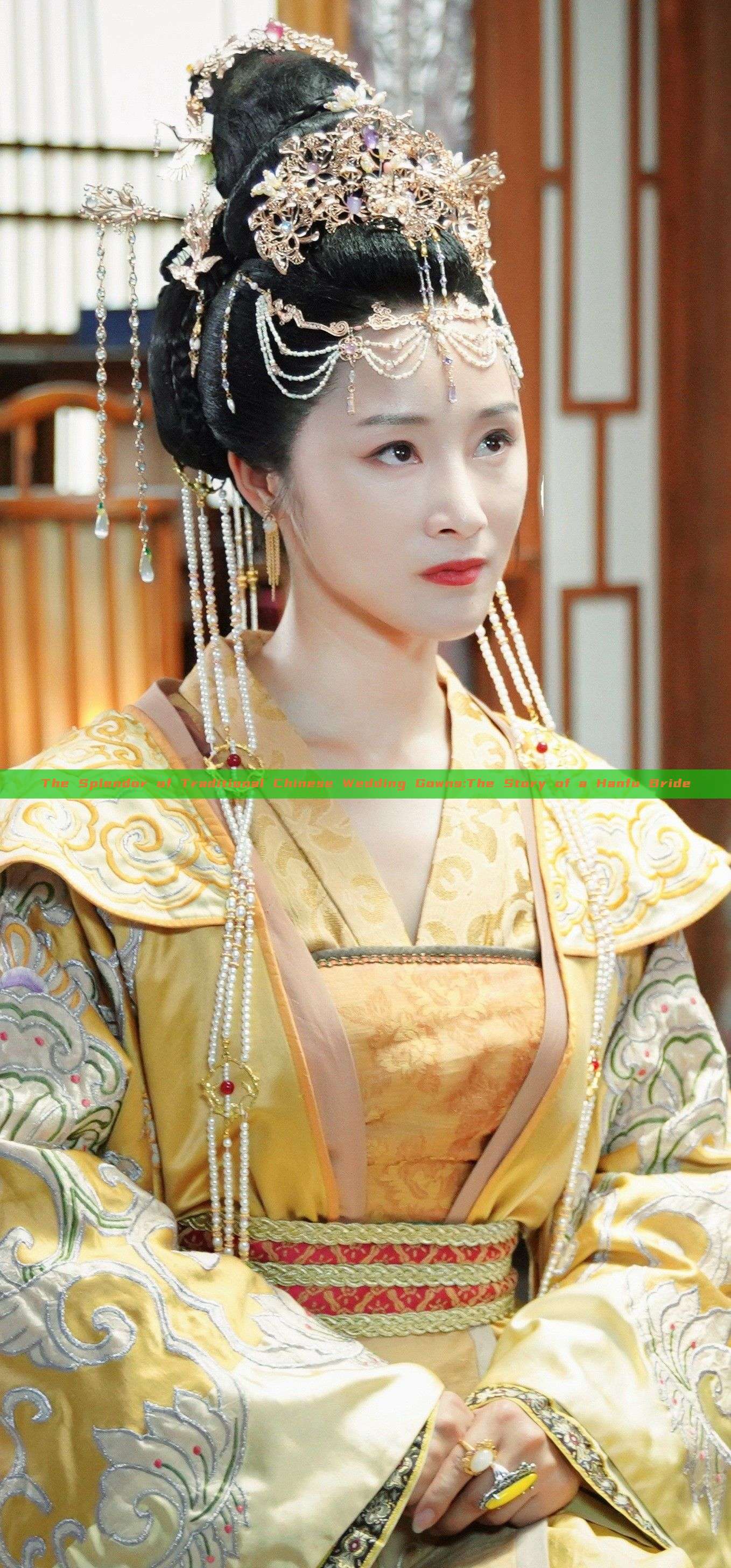 The Splendor of Traditional Chinese Wedding Gowns:The Story of a Hanfu Bride The Splendor of Traditional Chinese Wedding Gowns:The Story of a Hanfu Bride