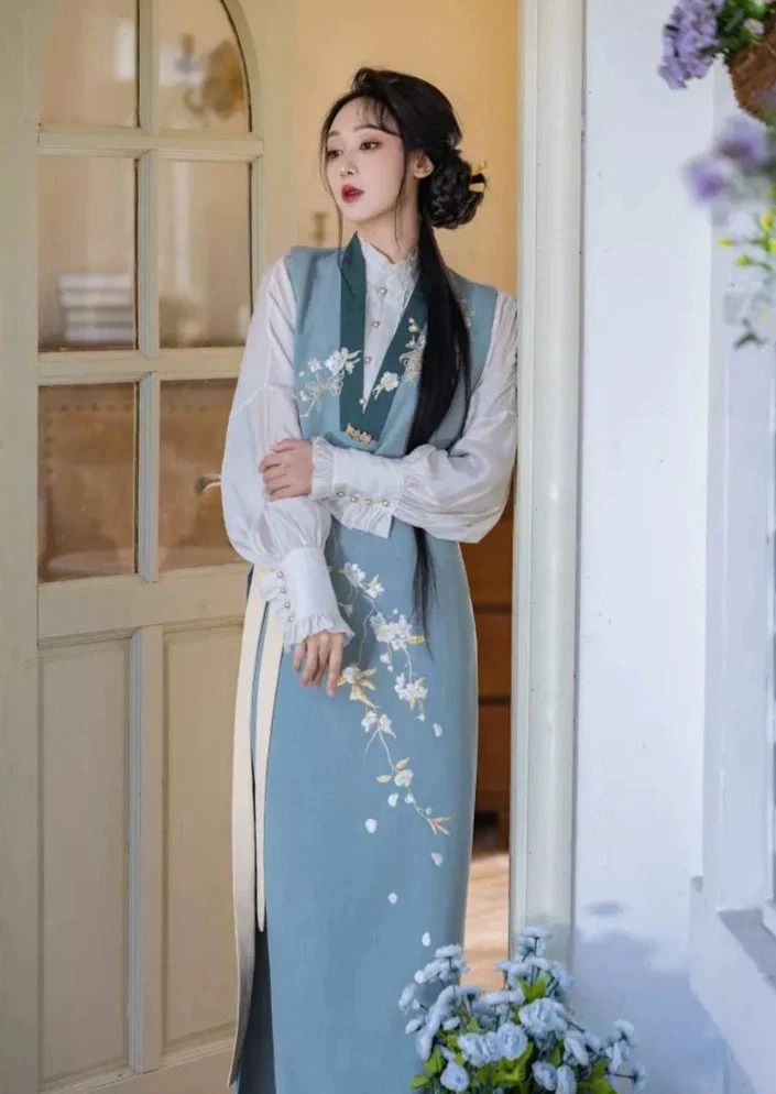 The Enchantment of Hanfu Womens Shoes:A Journey into Traditional Elegance