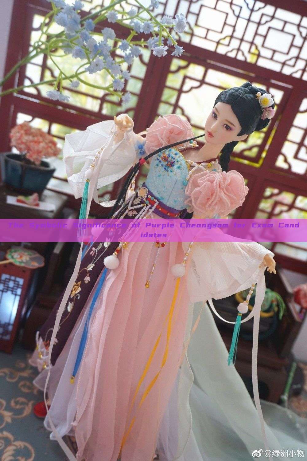 The Symbolic Significance of Purple Cheongsam for Exam Candidates