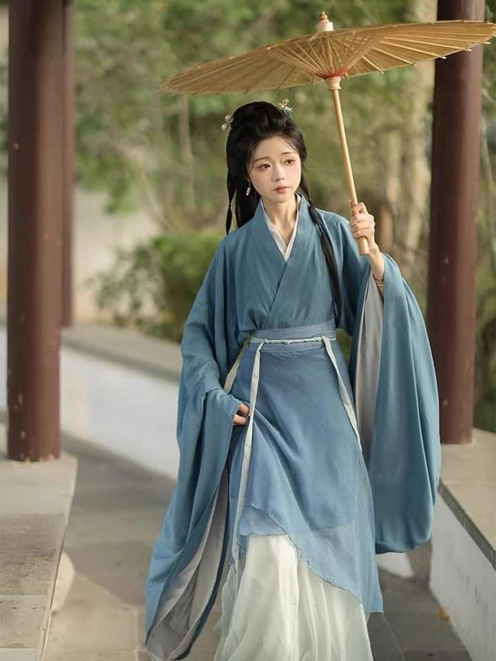 The Second Princes Hanfu Fashion:A Journey into Traditional Chinese Elegance