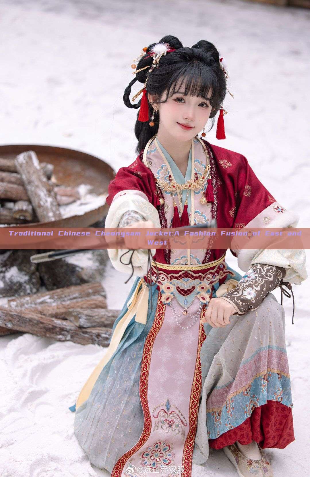 Traditional Chinese Cheongsam Jacket:A Fashion Fusion of East and West Traditional Chinese Cheongsam Jacket:A Fashion Fusion of East and West