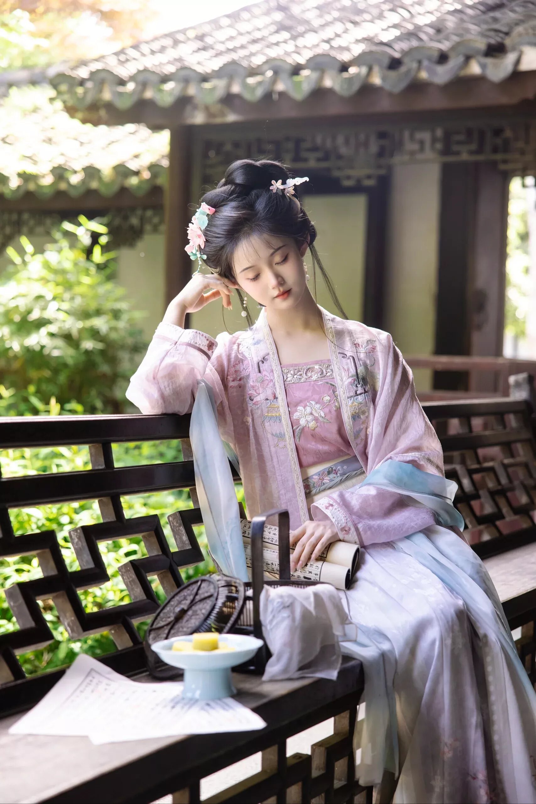 Traditional Chinese Childrens Tangsuits:Embracing the Essence of Cotton and Linen Traditional Chinese Childrens Tangsuits:Embracing the Essence of Cotton and Linen