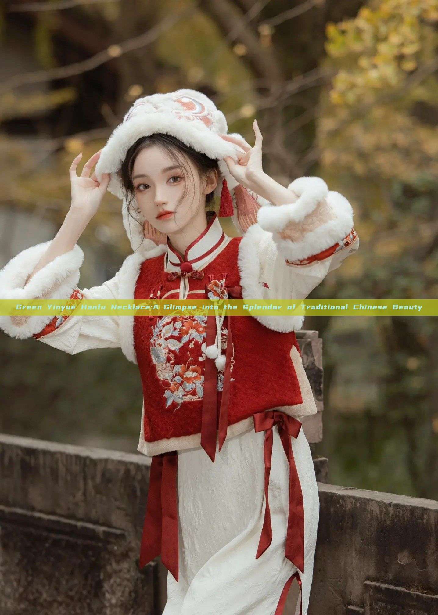 Green Yinyue Hanfu Necklace:A Glimpse into the Splendor of Traditional Chinese Beauty Green Yinyue Hanfu Necklace:A Glimpse into the Splendor of Traditional Chinese Beauty