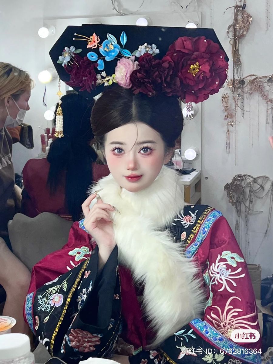 The Elegance of Cheongsam Fish-Tail Formal Gowns The Elegance of Cheongsam Fish-Tail Formal Gowns