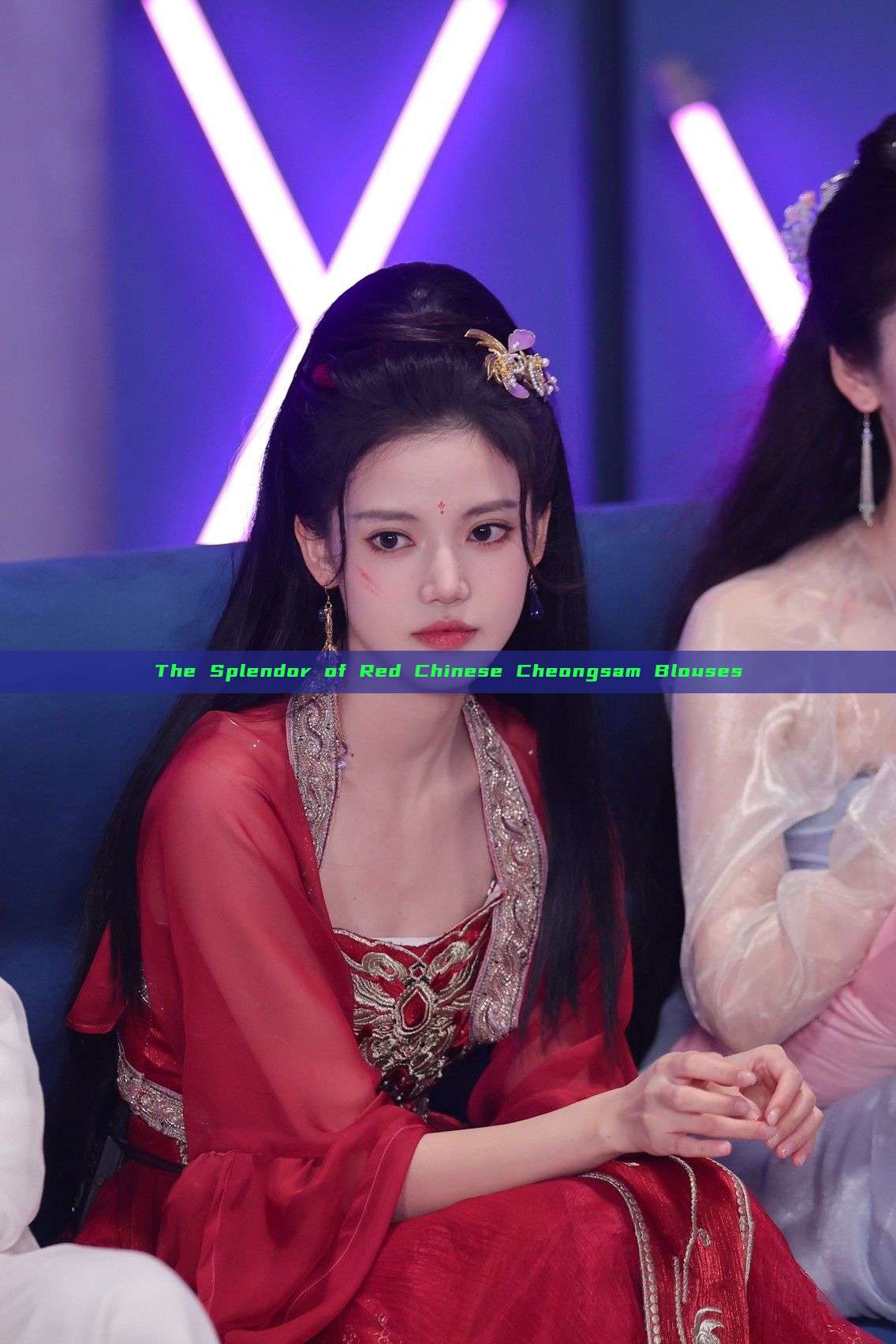 The Splendor of Red Chinese Cheongsam Blouses The Splendor of Red Chinese Cheongsam Blouses