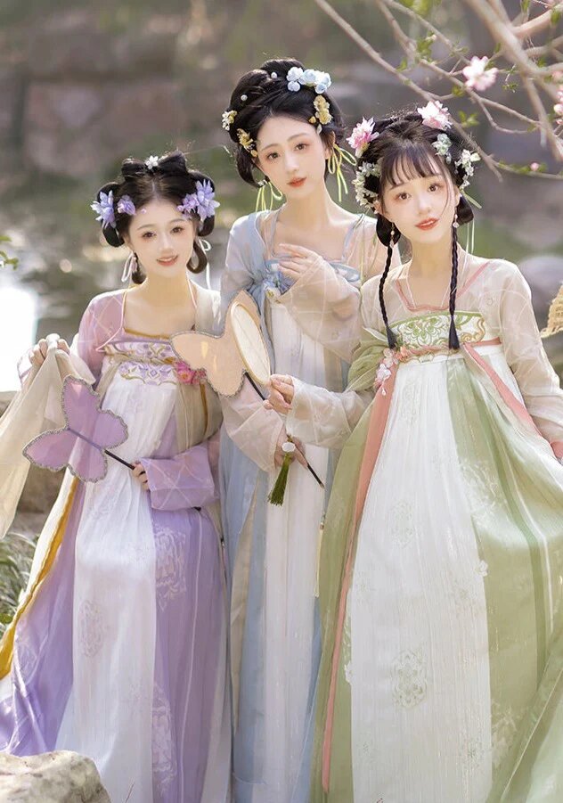 Ancient Beauty in Modern Vision:The Enchanting World of Chinese Hanfu Barbie Ancient Beauty in Modern Vision:The Enchanting World of Chinese Hanfu Barbie