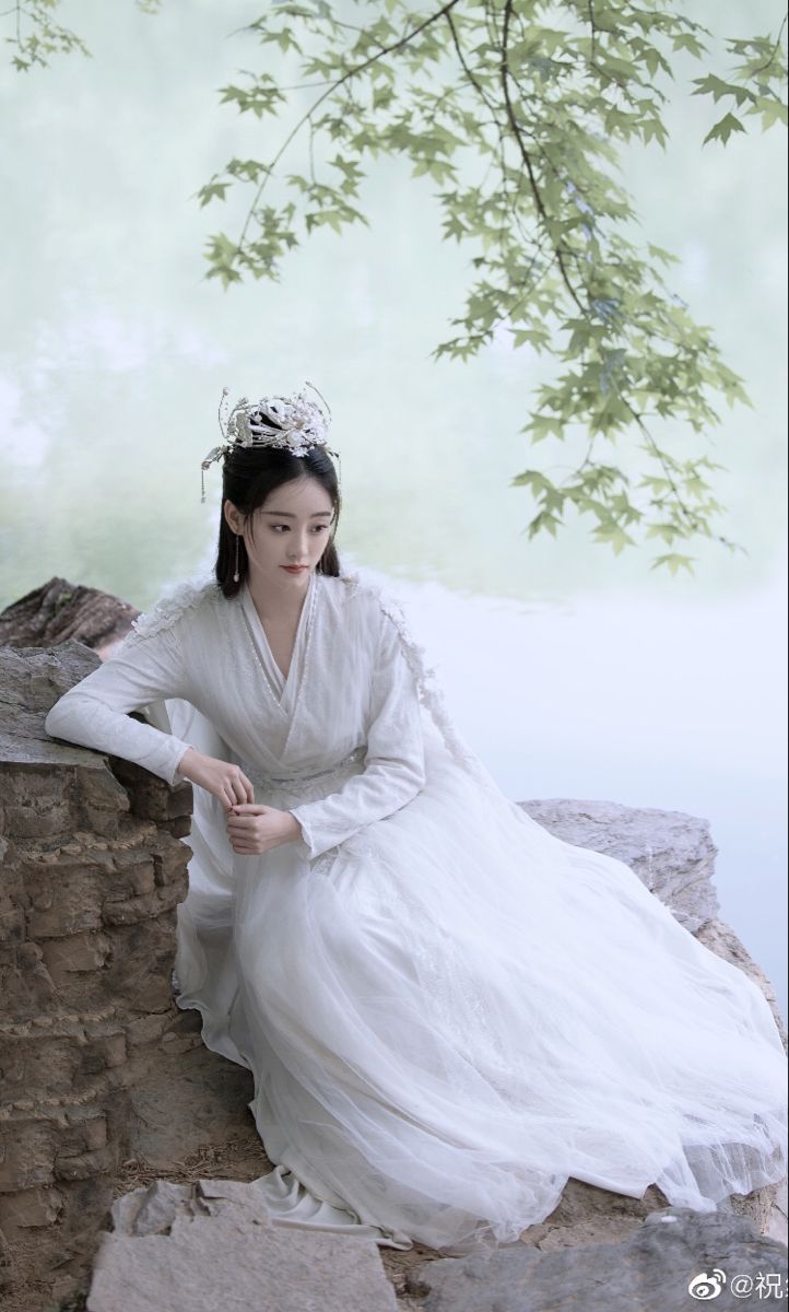 Embroidery Ladys Cheongsam Shop:A Glimpse into the World of Traditional Craftsmanship Embroidery Ladys Cheongsam Shop:A Glimpse into the World of Traditional Craftsmanship